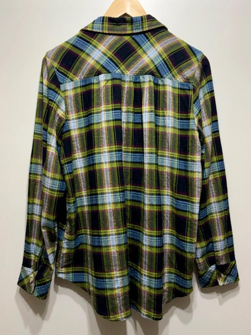 Northern Reflections Plaid Flannel Button Down Shirt Women’s Large Petite LP - Picture 5 of 8